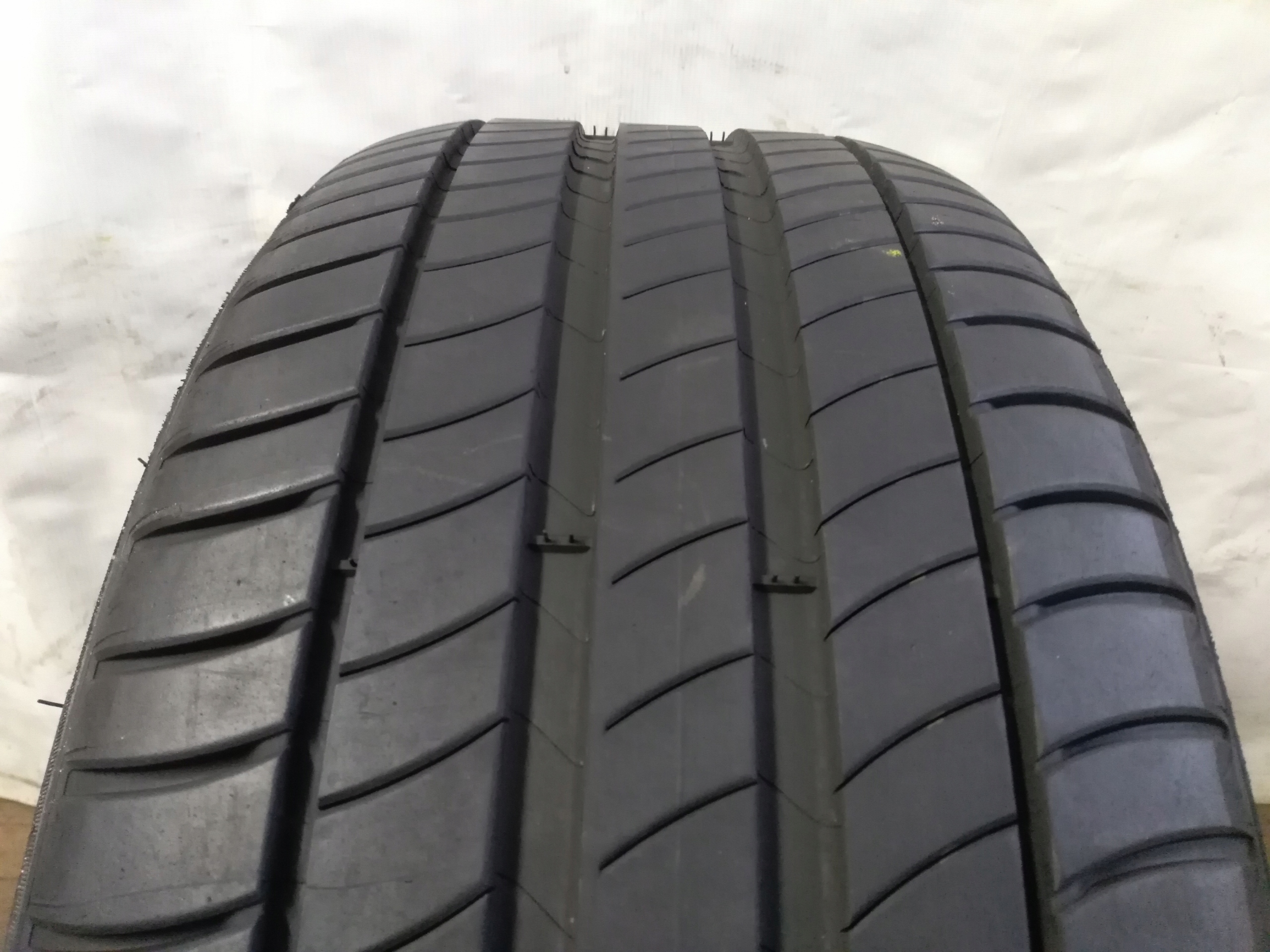 Michelin Primacy 3 245/50 r18. 245/50/18 Michelin Primacy 3. Шины ретро Мишлен. Фото новых шин Мишлен Примаси 3. Купить резину мишлен 18