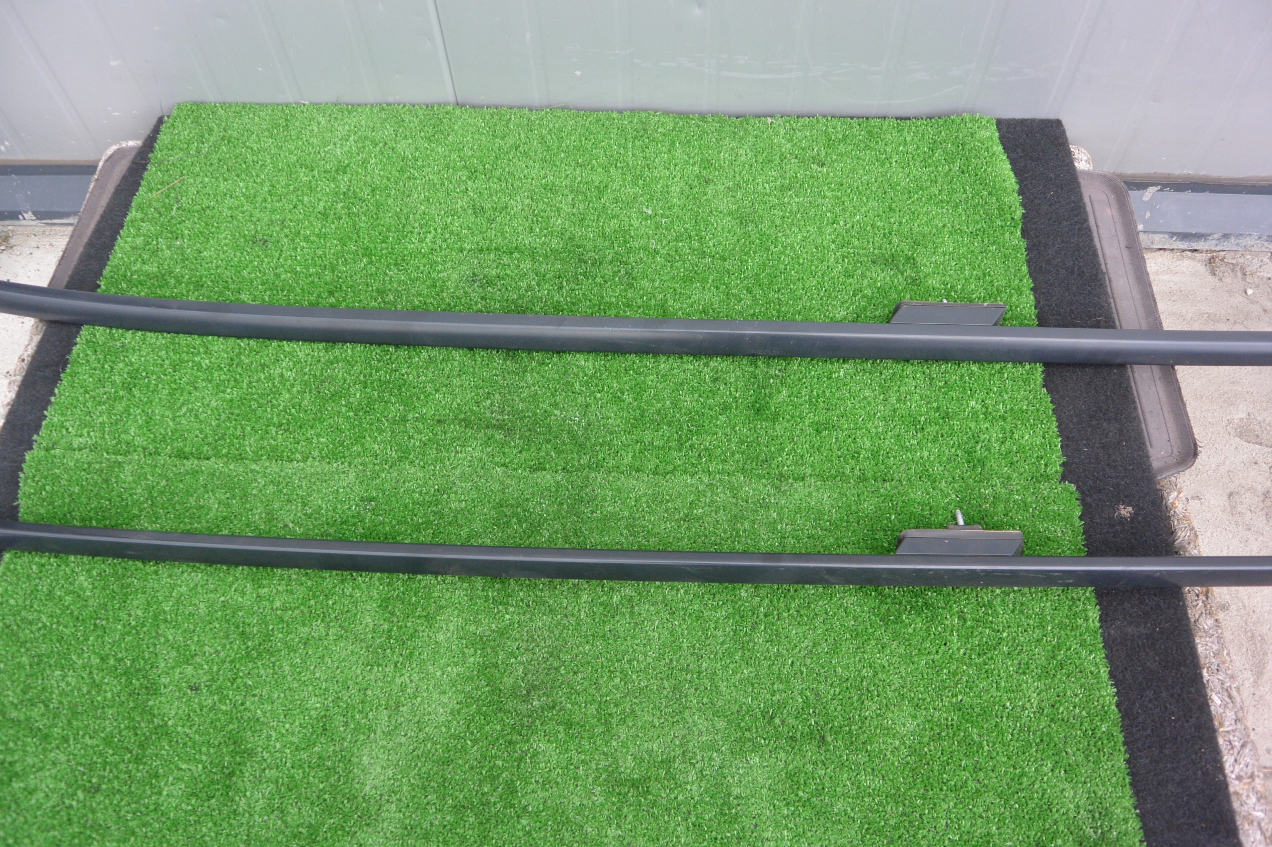 RELINGI DACHOWE KOMPLET MERCEDES W212 KOMBI Part manufacturer Mercedes Benz original OE