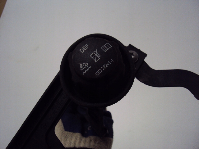 WLEW ADBLUE VW CRAFTER Car type Passenger cars Cargo vans