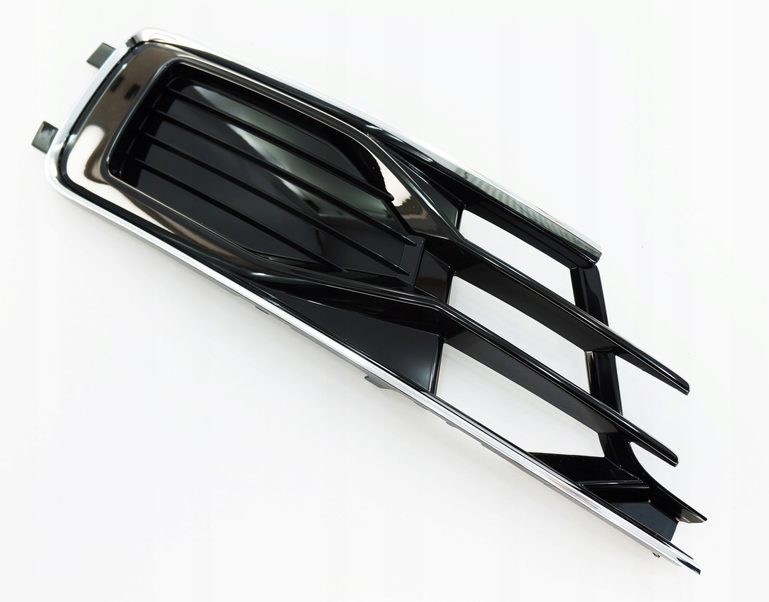 KRATKA ZASLEPKA ZDERZAKA AUDI A6 C7 LIFT PRAWA