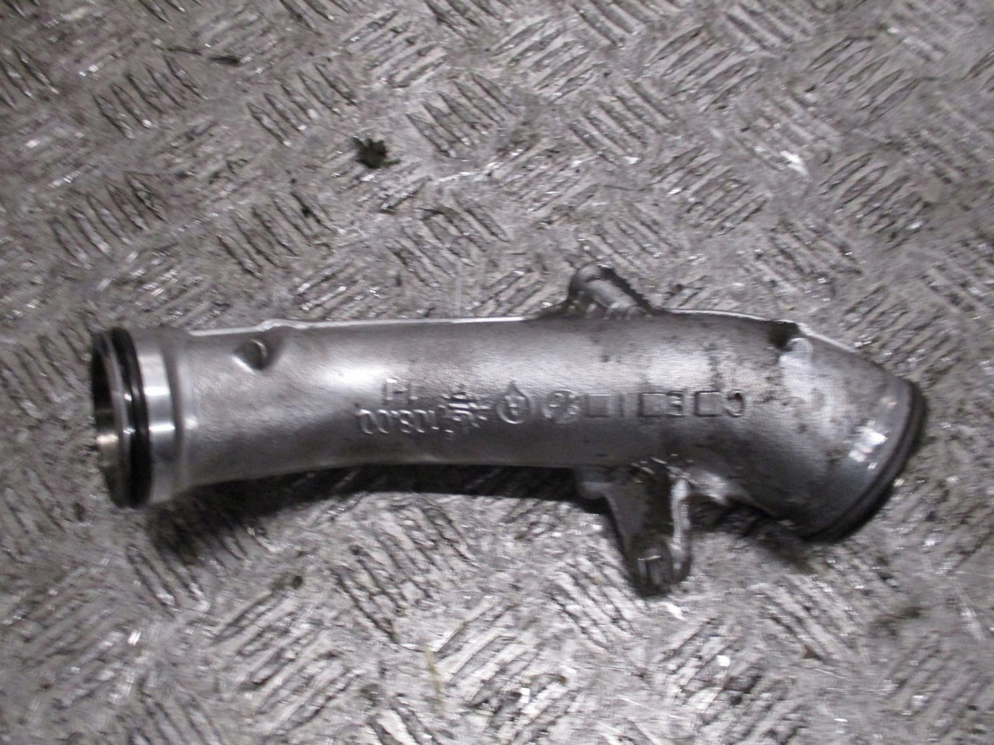 pipe hose MERCEDES E KLASA 213 2,2CDI