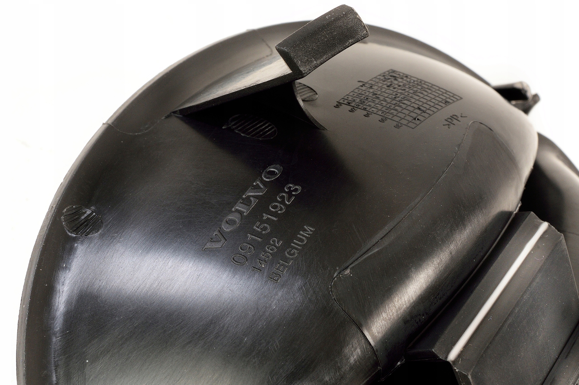 9151923 - Заглушка галогенная левая оригинал VOLVO S60