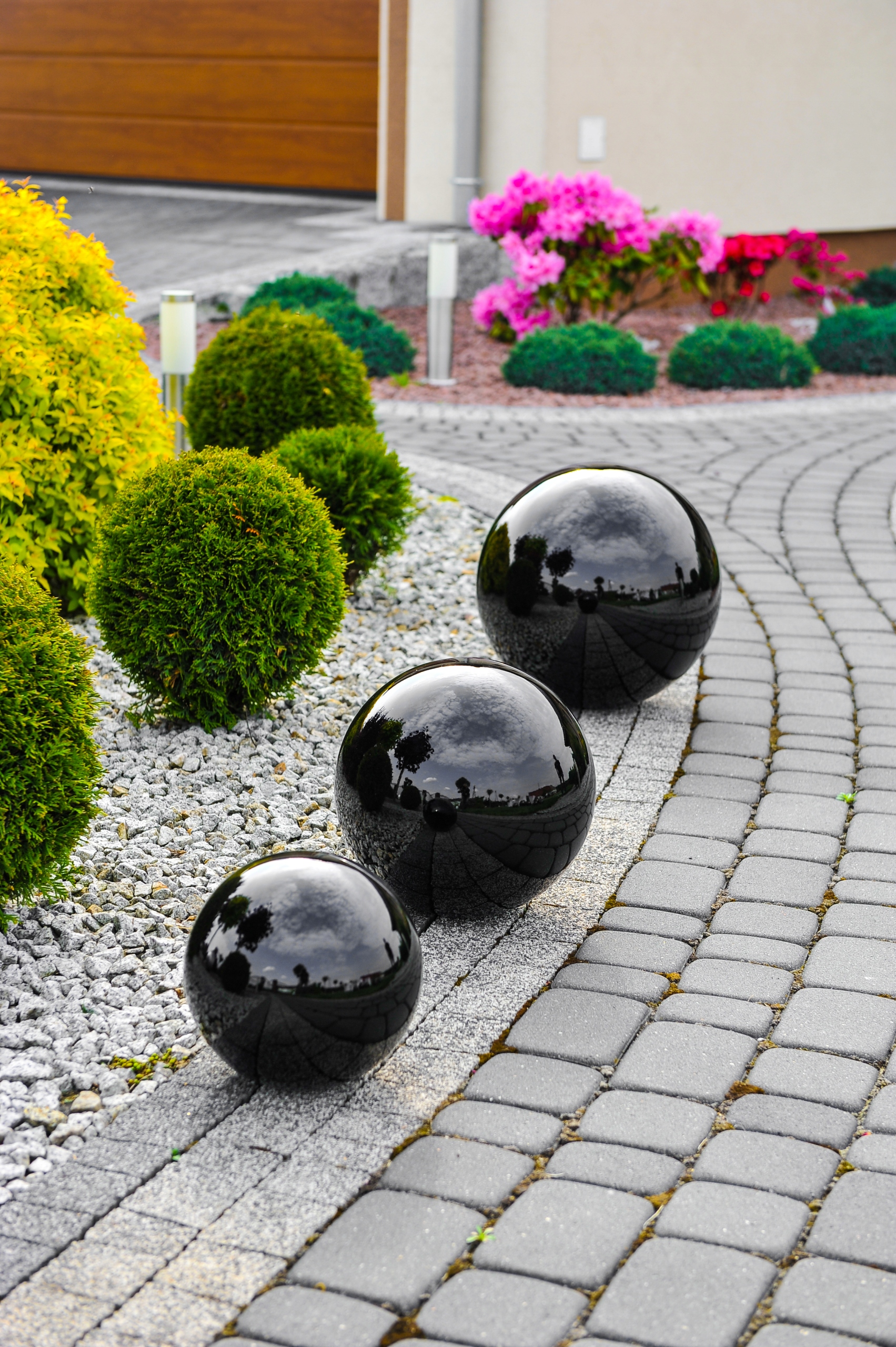 Kula Ogrodowa Dekoracyjna do ogrodu 38 CZARNA EAN (GTIN) 5905123970092