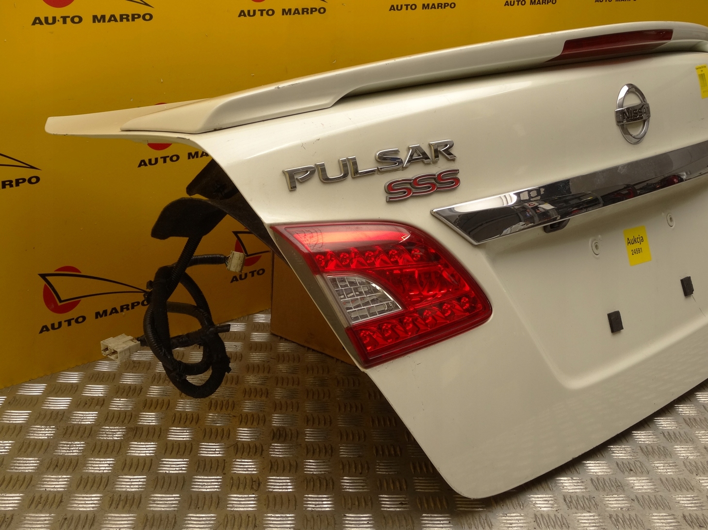 NISSAN SENTRA SEDAN 2013- KLAPA TYŁ TYLNA Kolor do lakierowania