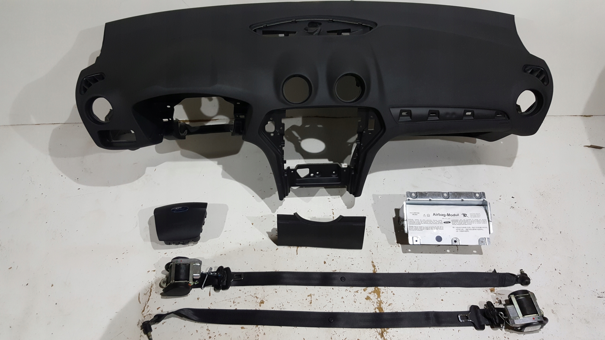 FORD MONDEO MK4 ДОСКА КОНСОЛЬ ПОДУШКИ РЕМНИ ORG