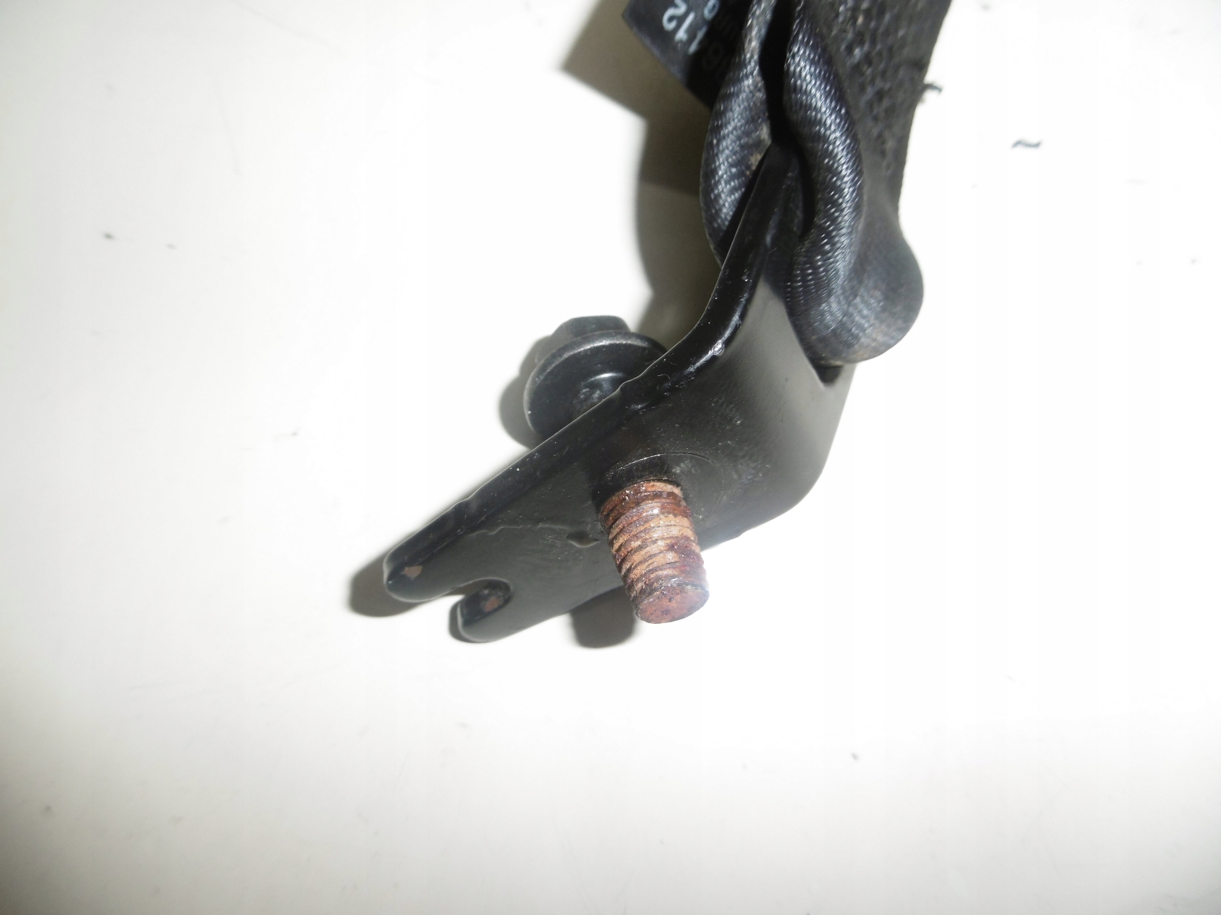 PAS BEZPIECZEŃSTWA LEWY TYŁ VOLVO S80 II V70 XC70 Producent części Volvo OE