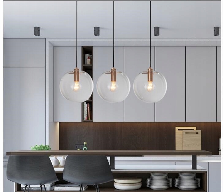 LAMPA WISZĄCA SZKLANA KULA ROSE GOLD LASSI 20CM Kolekcja LASSI ROSE GOLD