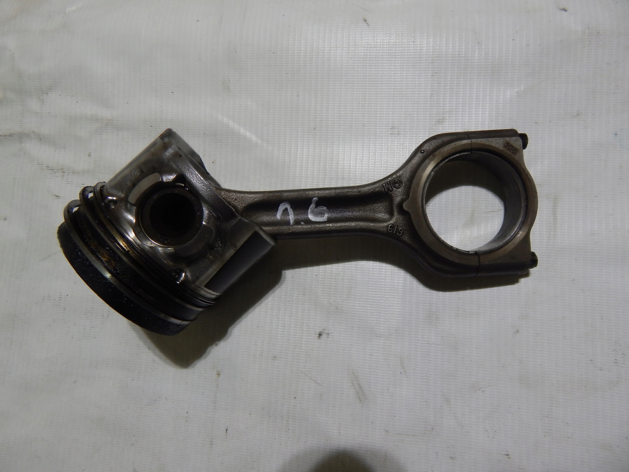 KORBOWÓD TŁOK FORD FOCUS MK3 1.6 TDCI 2010-15 Typ samochodu Samochody osobowe