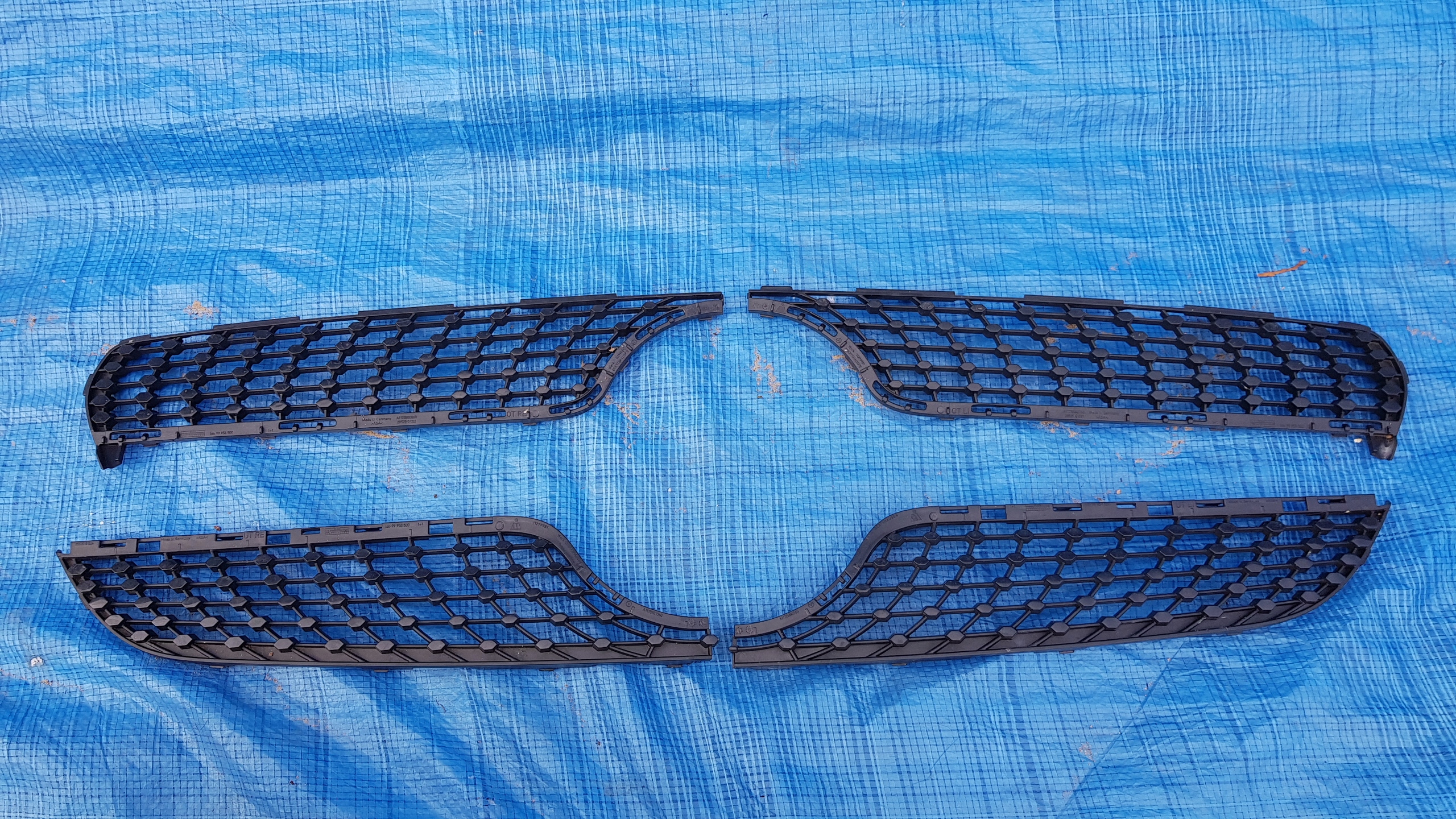 MERCEDES CLA W117 GRILL ATRAPA A117