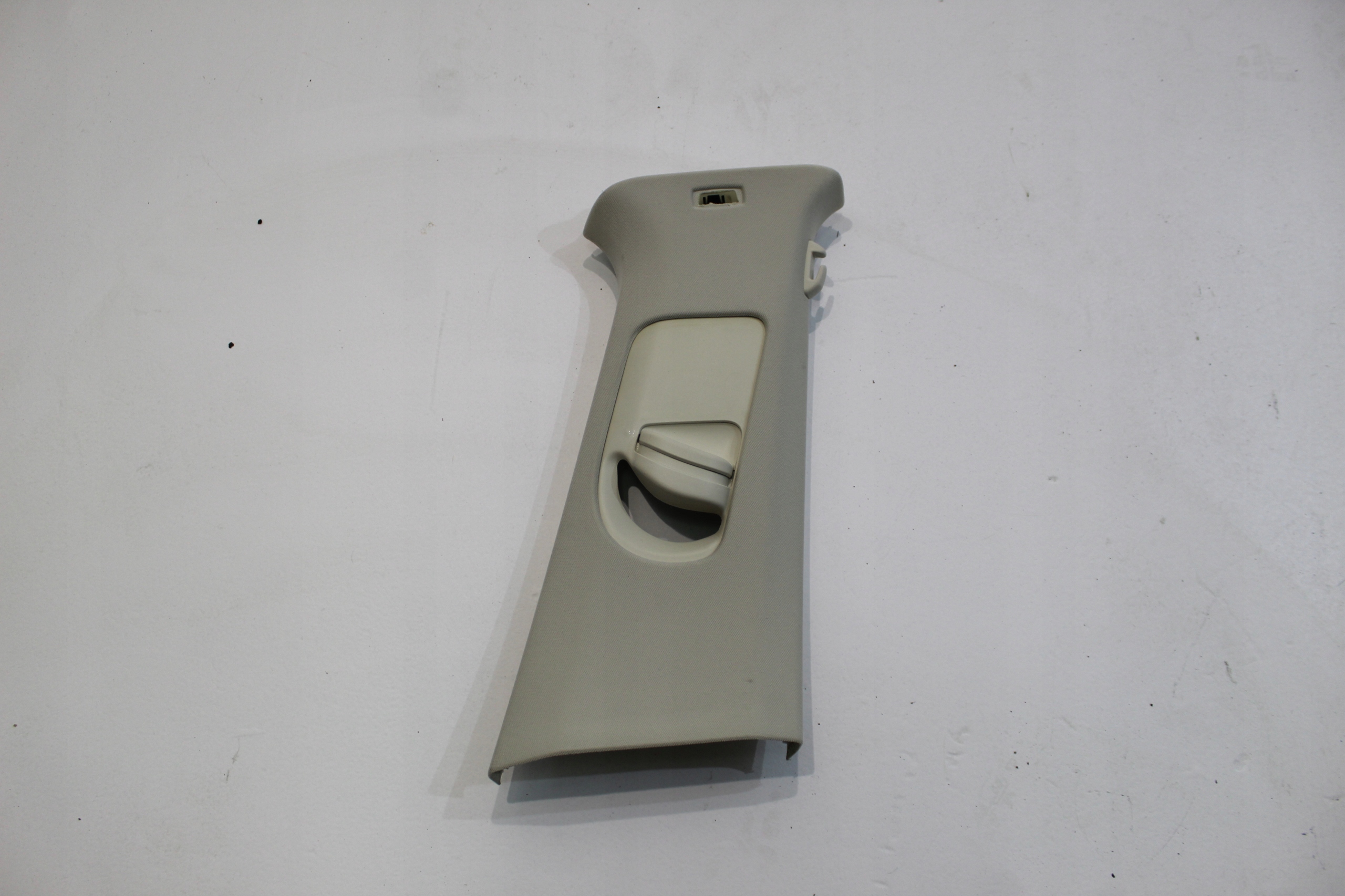 MBM VW PASSAT B8 OSŁONA SŁUPKA 3G0860418