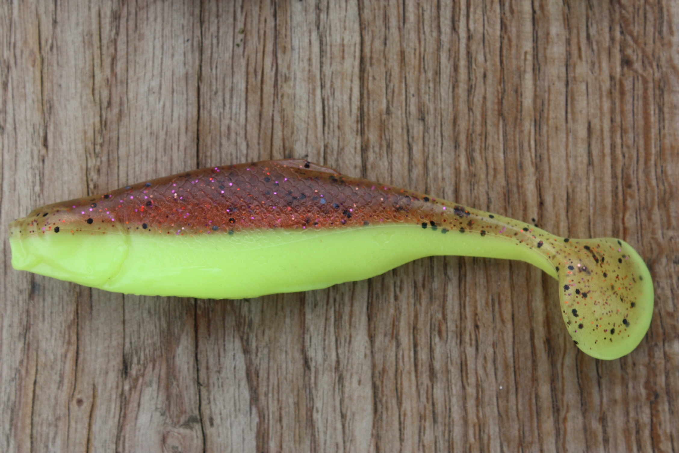 Guma Realistic Shad Matusiak Płoć 7cm nr 001