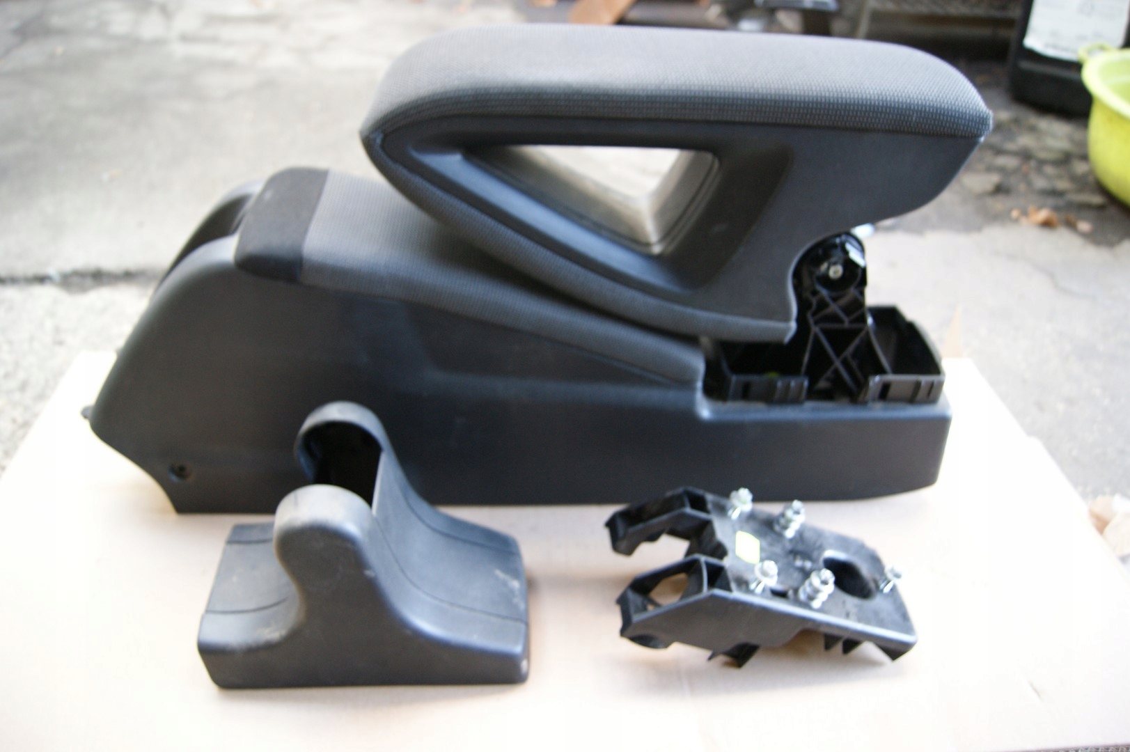 CITROEN CACTUS KOMPLETNY TUNEL PODŁOKIETNIK