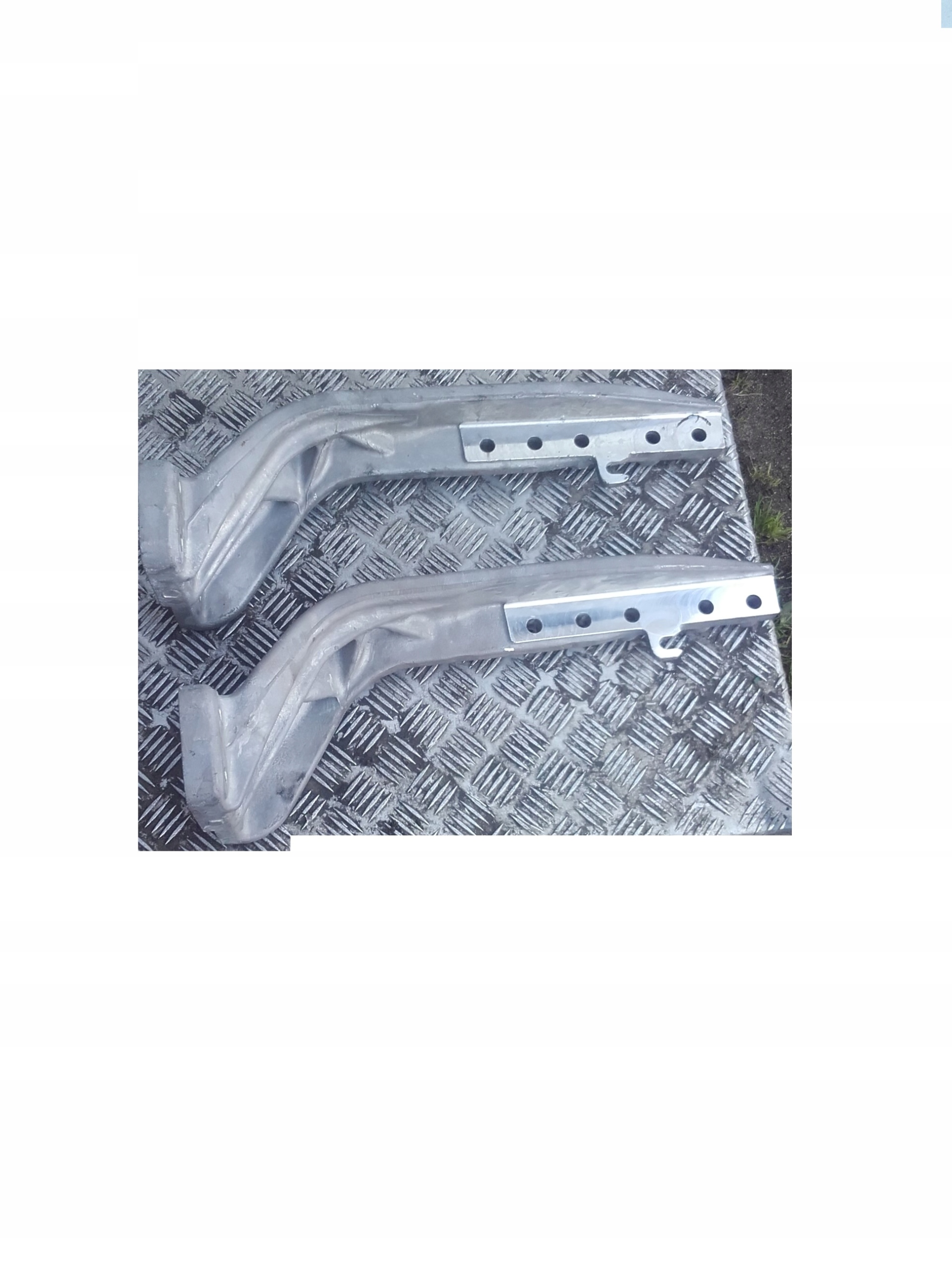 WSPORNIK UCHWYT MOCOWANIE VOLVO FH4 22200142 F-V