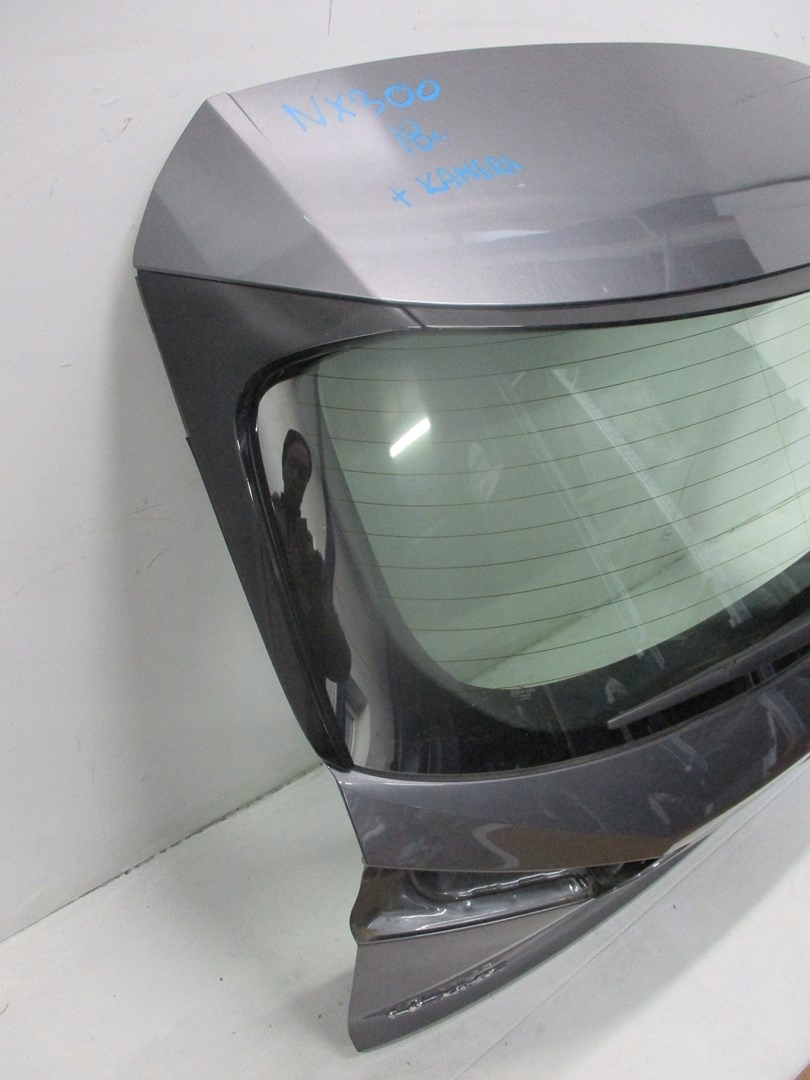 Klapa tylna LEXUS NX300 NX 300 LIFT KAMERA Typ samochodu Samochody osobowe