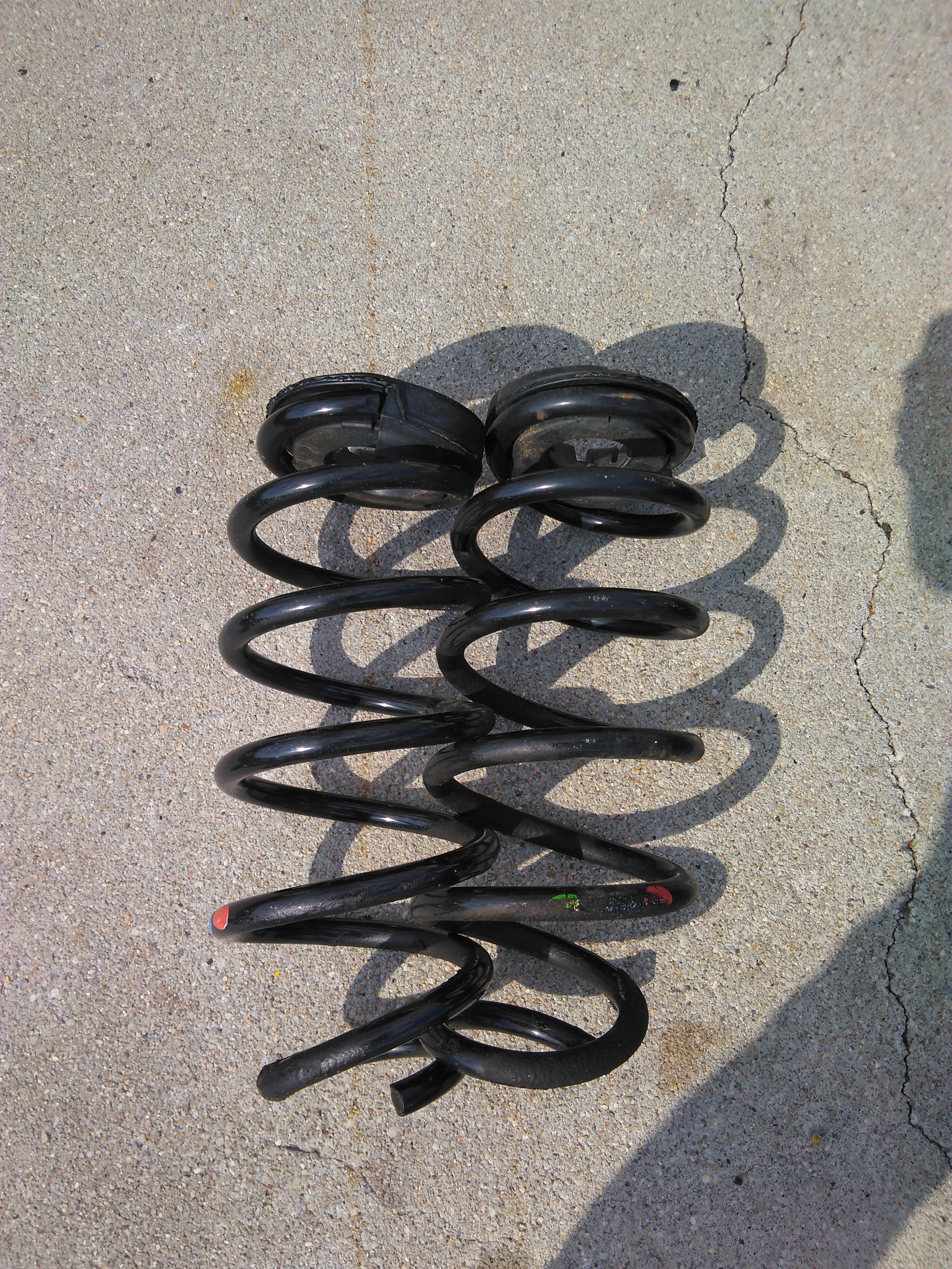 SPRĘŻYNY TYLNE DACIA DUSTER II 2018R