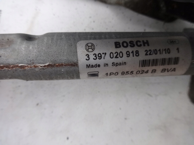 SEAT LEON 2 II 04-12r MECHANIZM WYCIERACZKI PRAWY Producent części SEAT OE