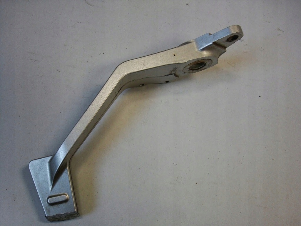 TRIUMPH TROPHY 1200 SE NÓŻKA HAMULCA Producent Triumph OE