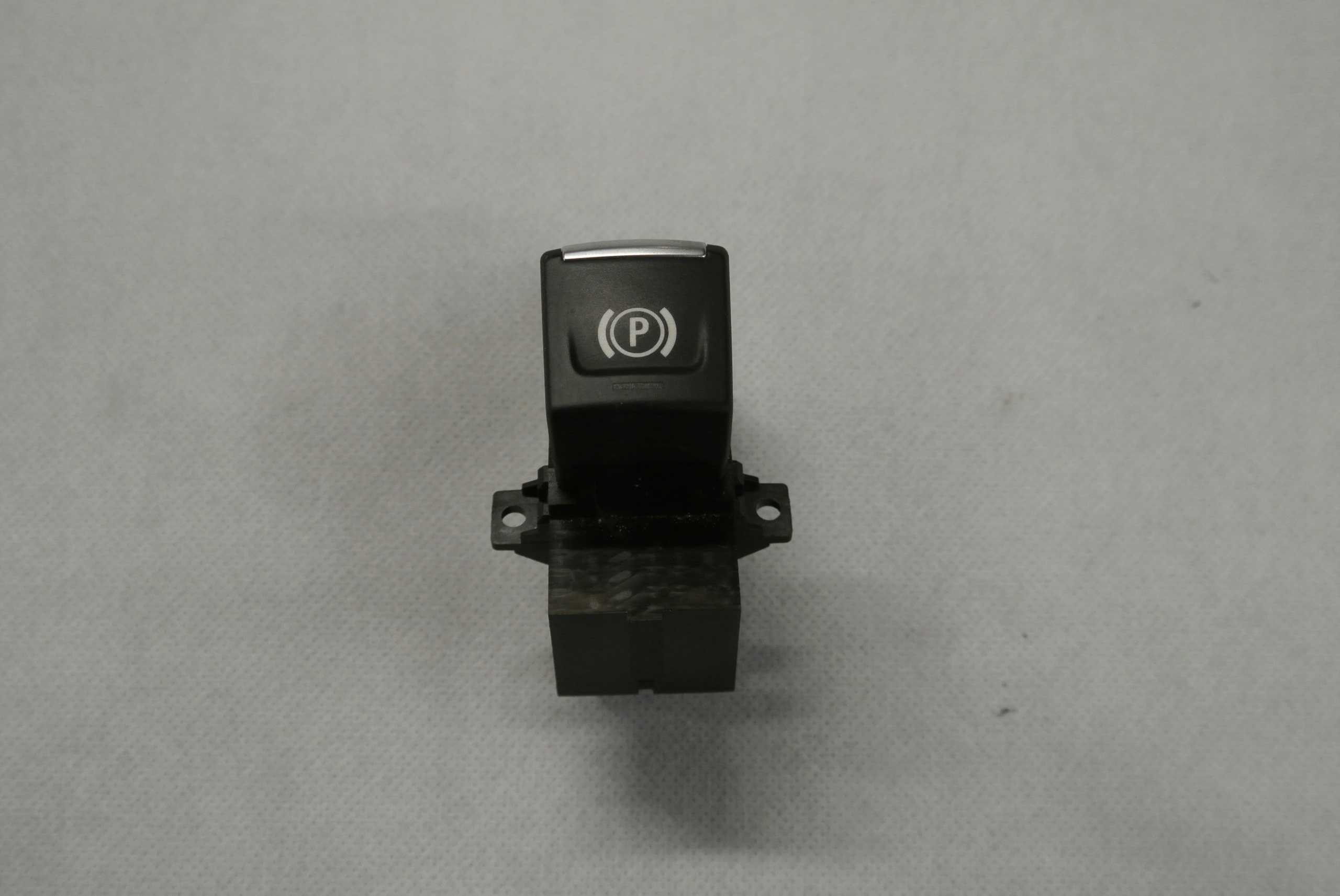 BMW I3 PRZYCISK HAMULCA RECZNEGO 9318735