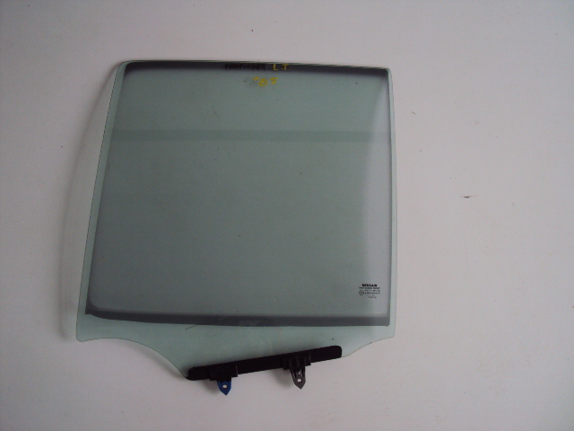 SZYBA LEWY TYŁ NISSAN PATHFINDER 2005