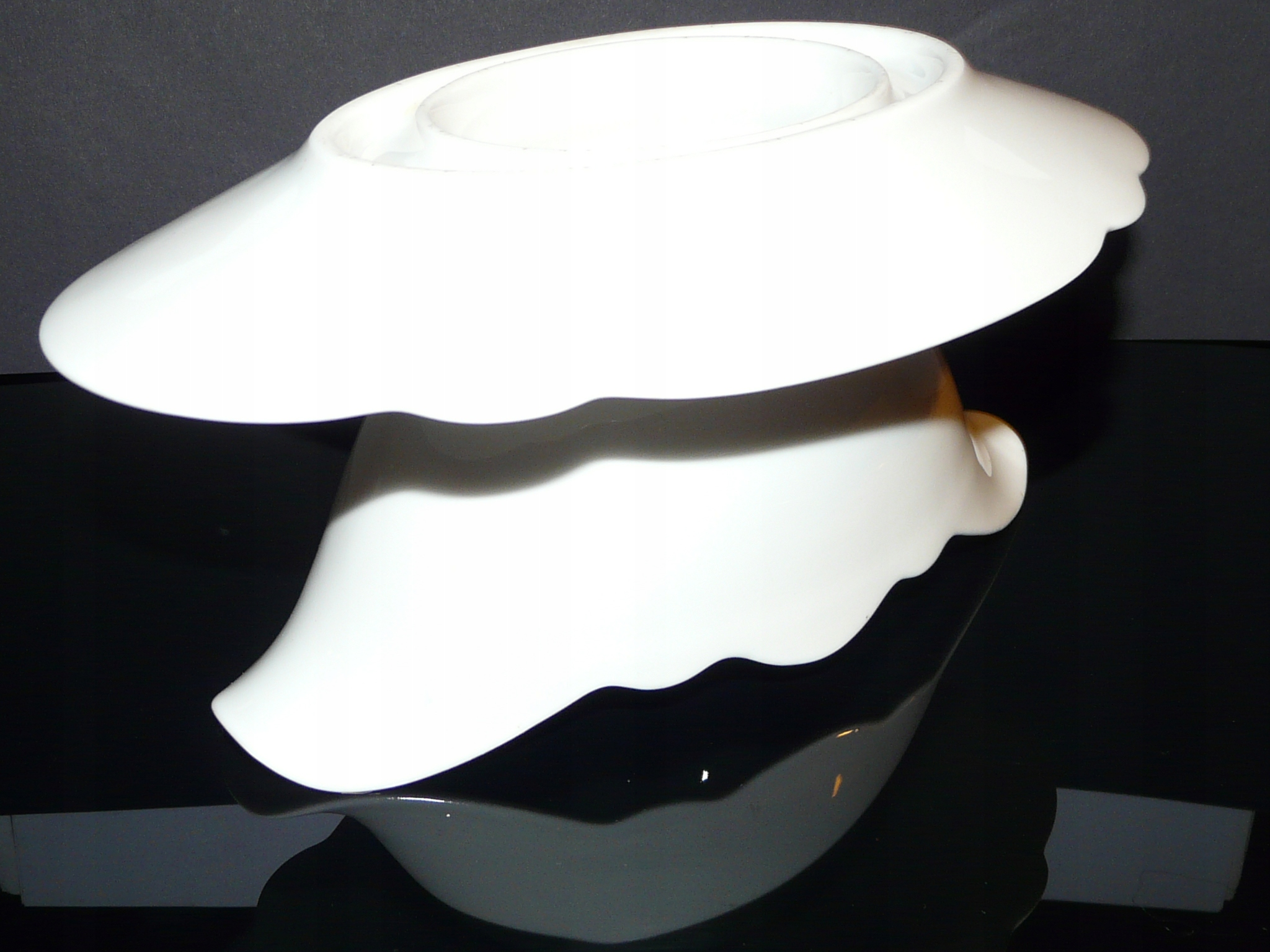 KPM WAŁBRZYCH BIAŁA SOSJERKA DIPÓWKA 22 CM Kod producenta 100