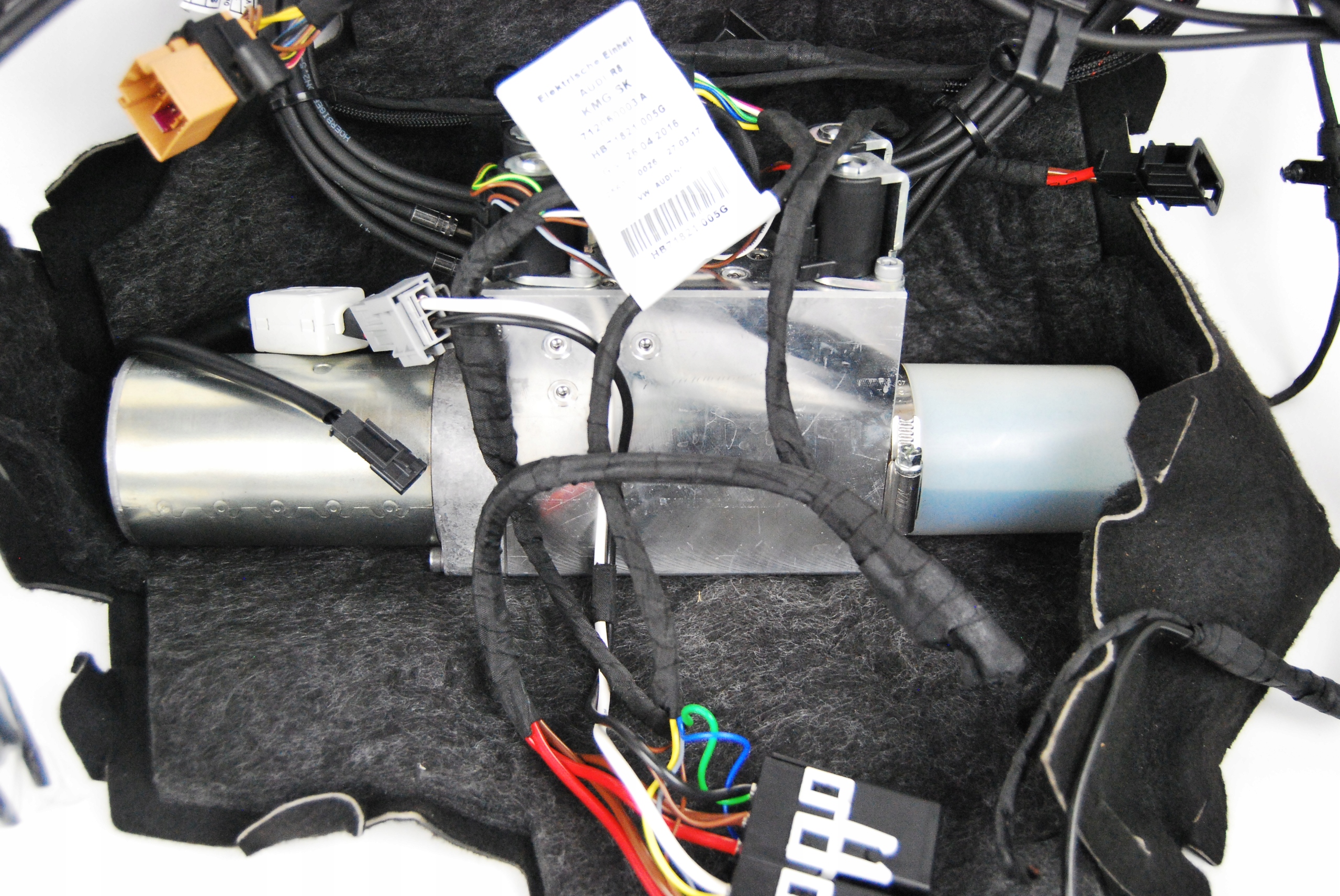 Насос привода крыши Audi R8 Spyder 4s 4s7871791