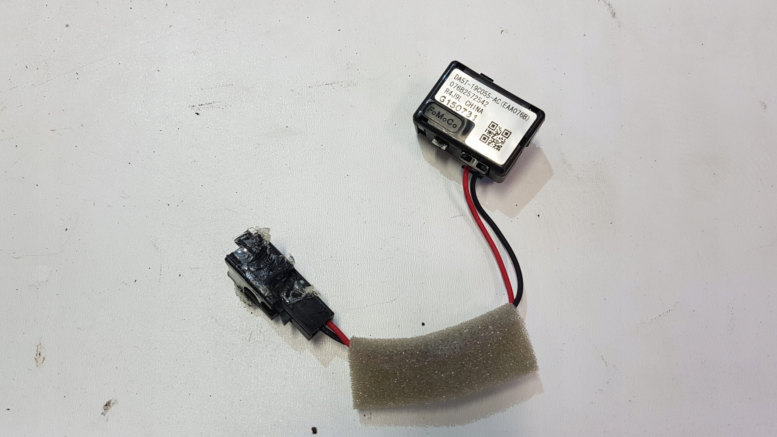 FORD MUSTANG VI 2015+ mikrofon bluetooth