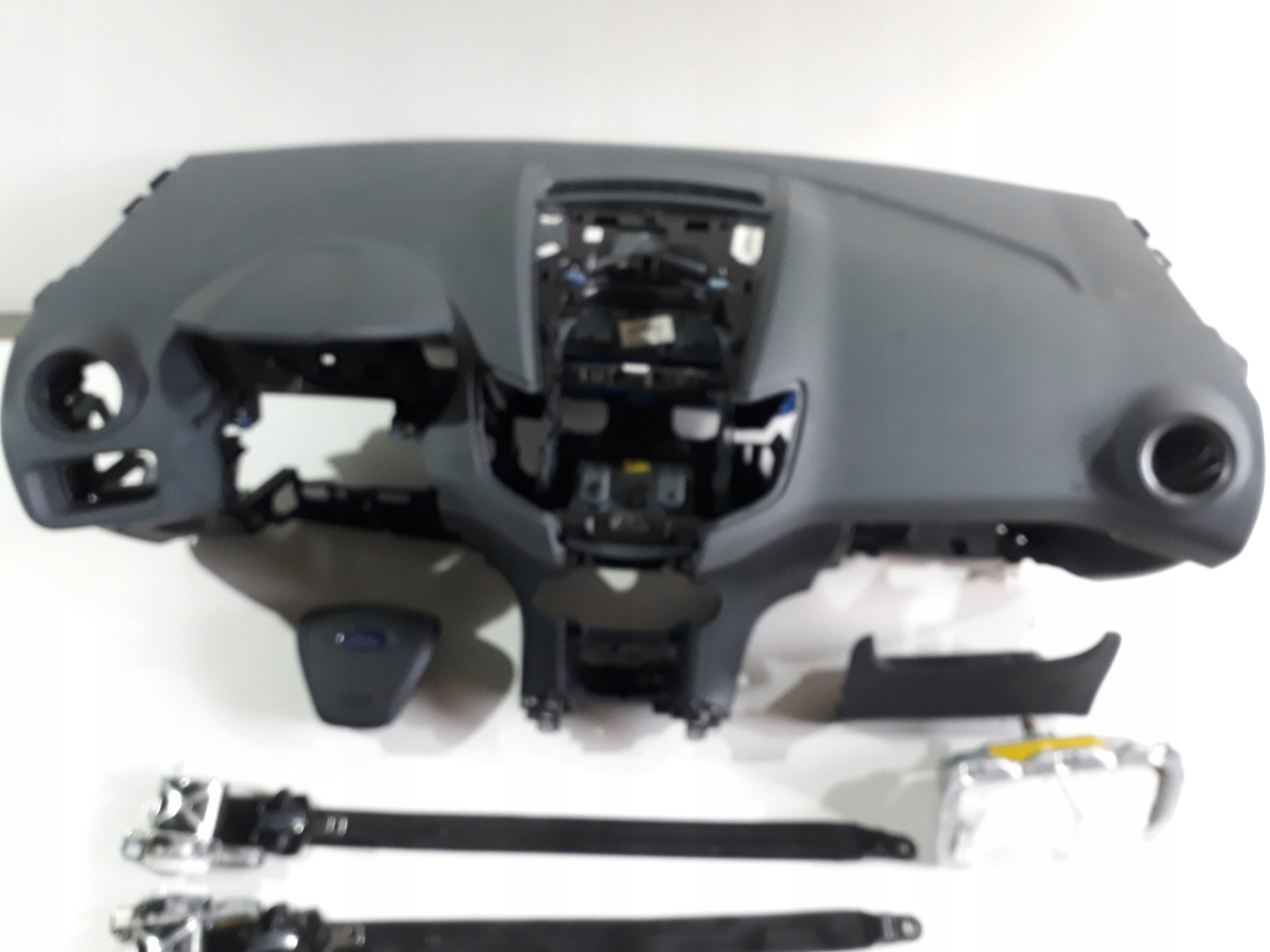 FORD FIESTA MK7 ДОСКА КОНСОЛЬ ПОДУШКА БЕЗОПАСНОСТИ РЕМНИ