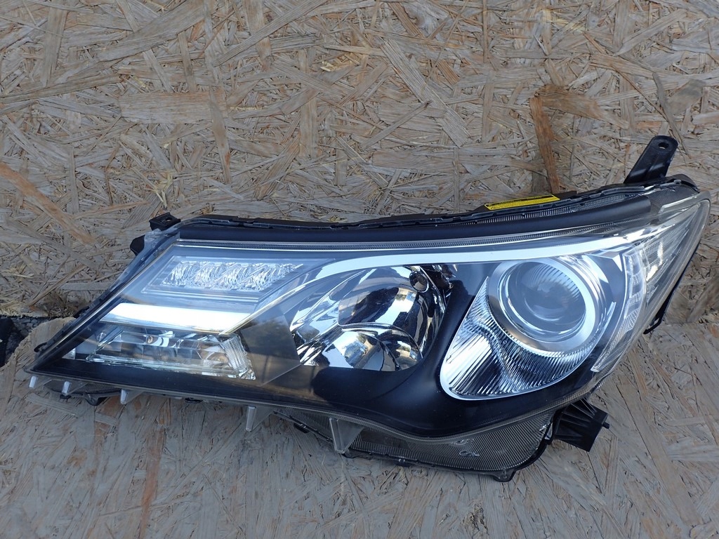 ФАРА ЛІВА ФАРИ БІ КСЕНОН TOYOTA Rav4 IV 12-