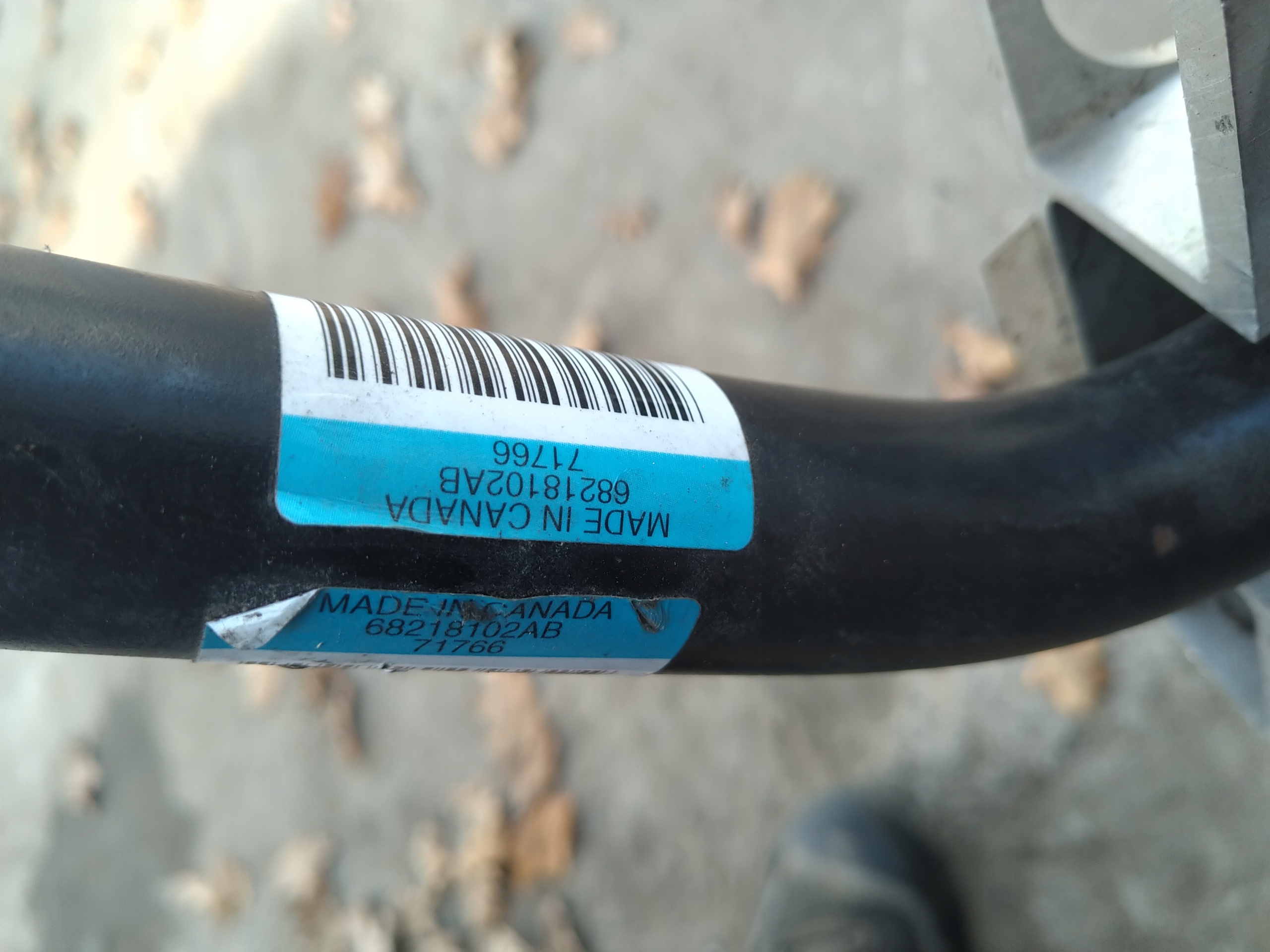 68218102AB - PACIFICA 2017 2018 2019 2020 STABLIZER BAR