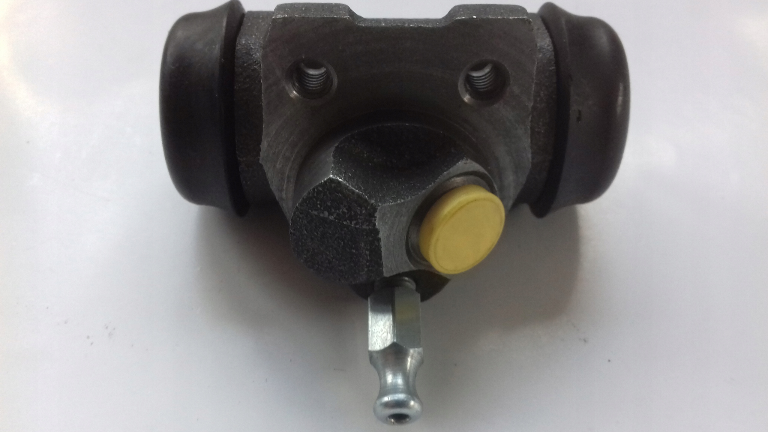 Cylinderek hamulca Ape MP 175 400 500 550 Prawy Producent inny