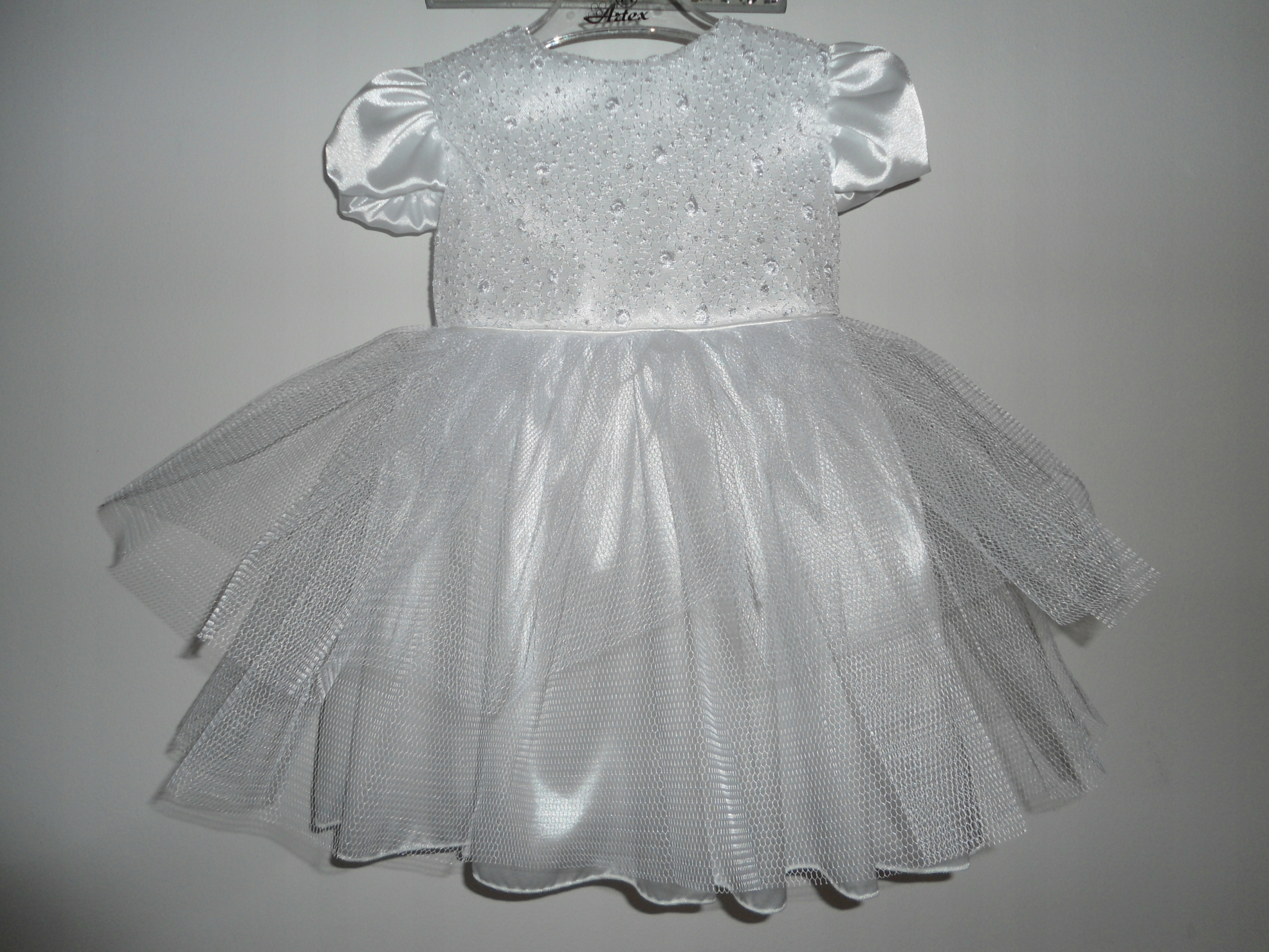 74 Sukienka biała atłasowa do chrztu WYPRZEDAŻ Marka bez marki