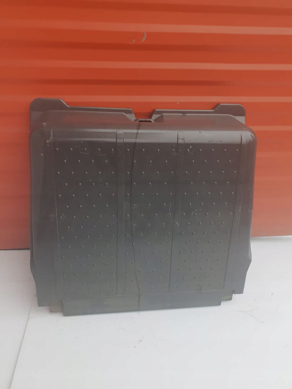 MERCEDES ATEGO AXOR -POKRYWA AKUMULATORÓW