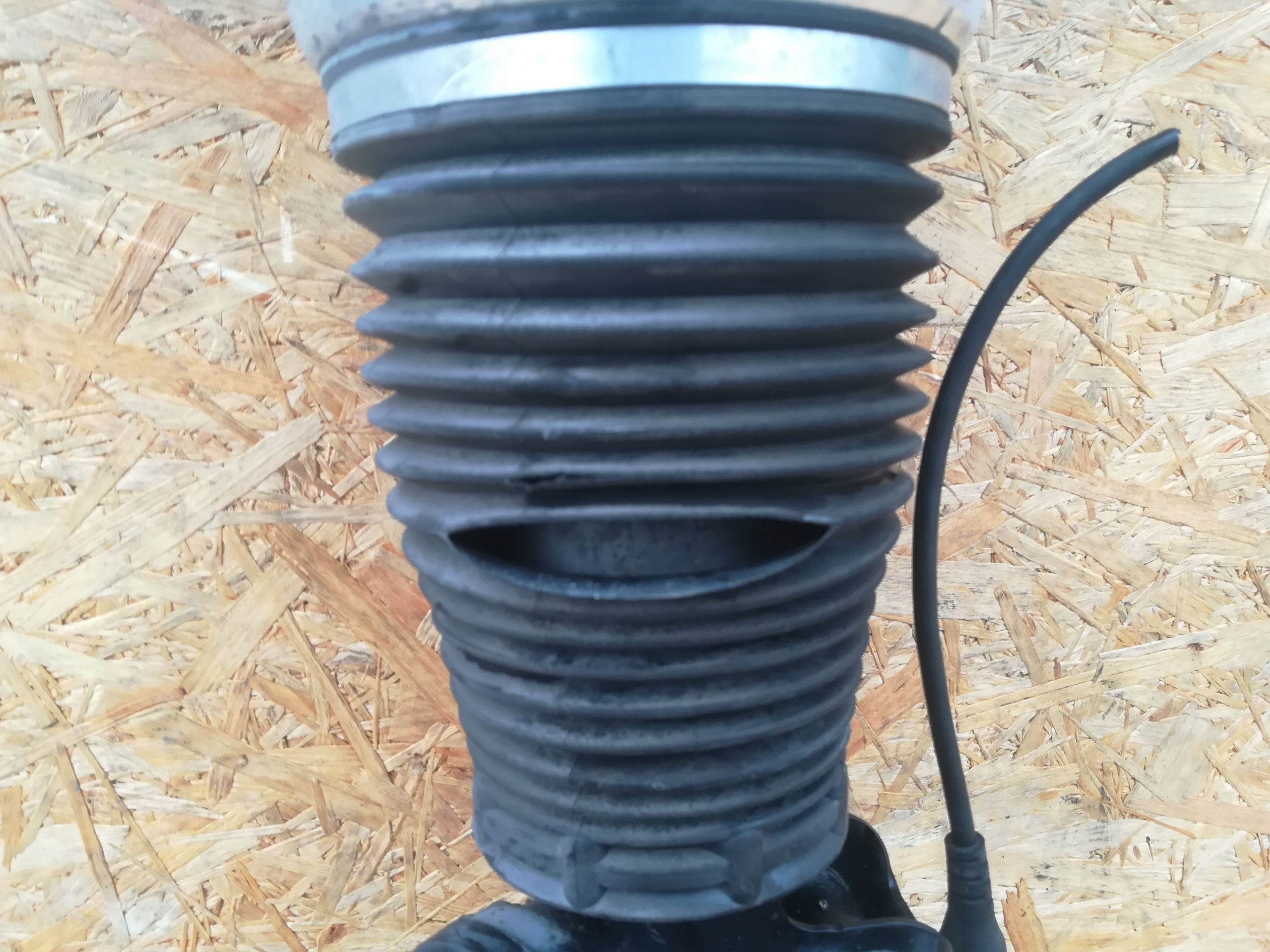 shock absorber left front front PORSCHE CAYENNE 7L5