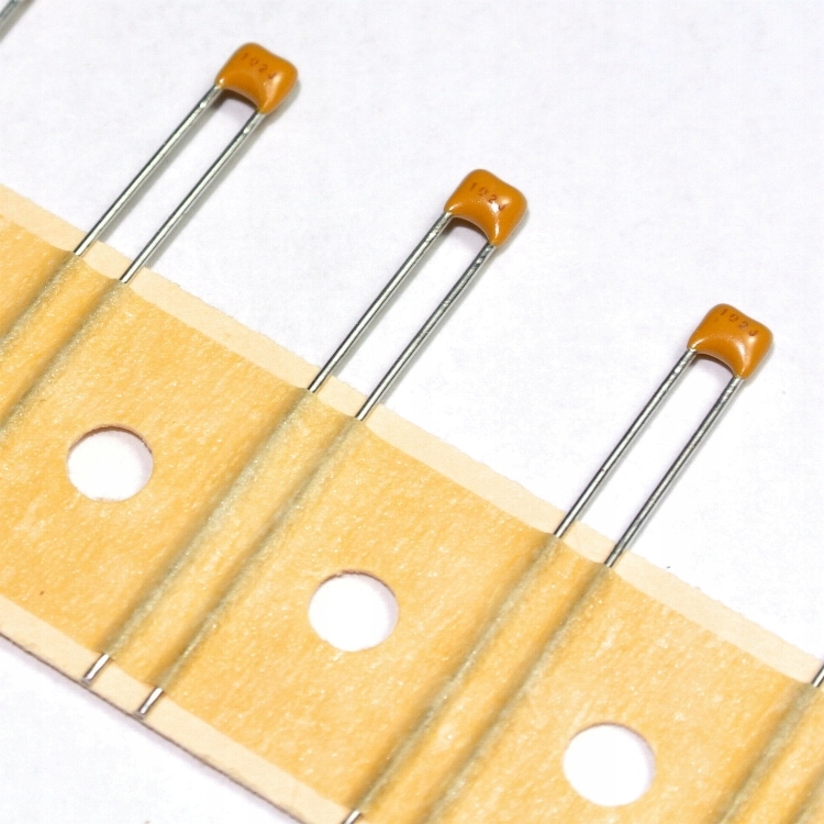 

1nF 100V 2.5mm 5% Avx monolityczny [10szt] #RR12