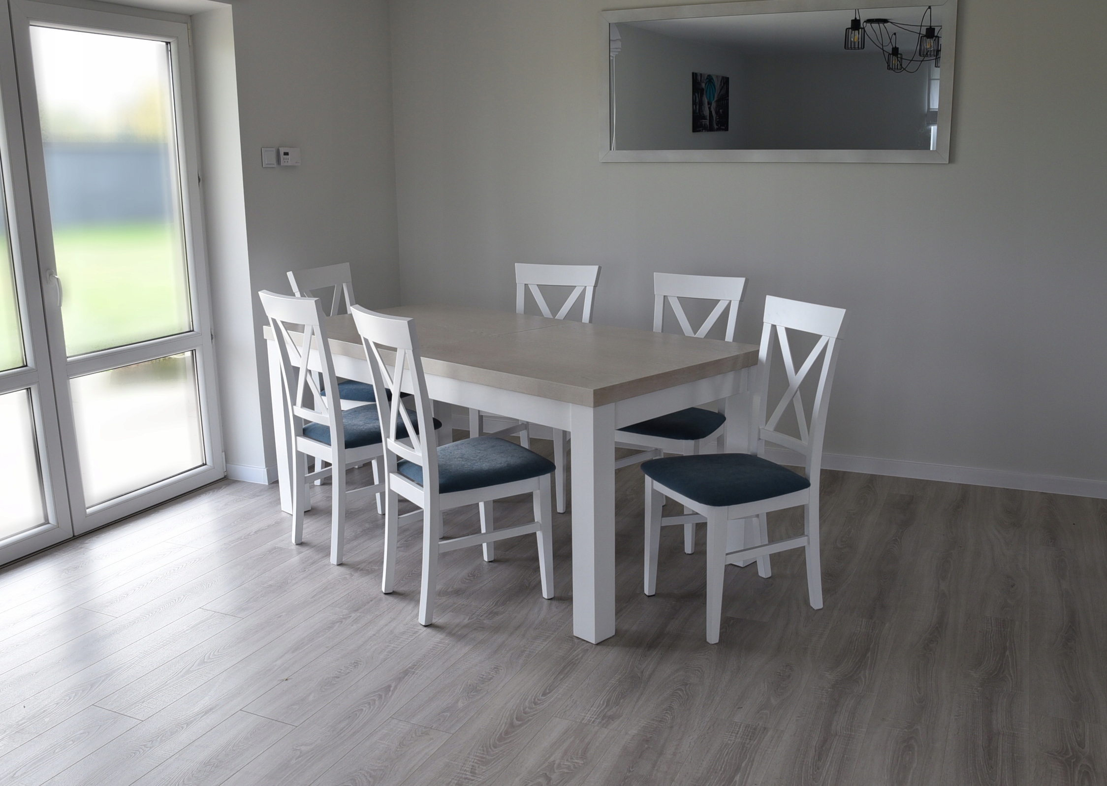 Stół 160*90 rozkładany 240 + krzesła Fornir Dębowy Kolor blatu biały