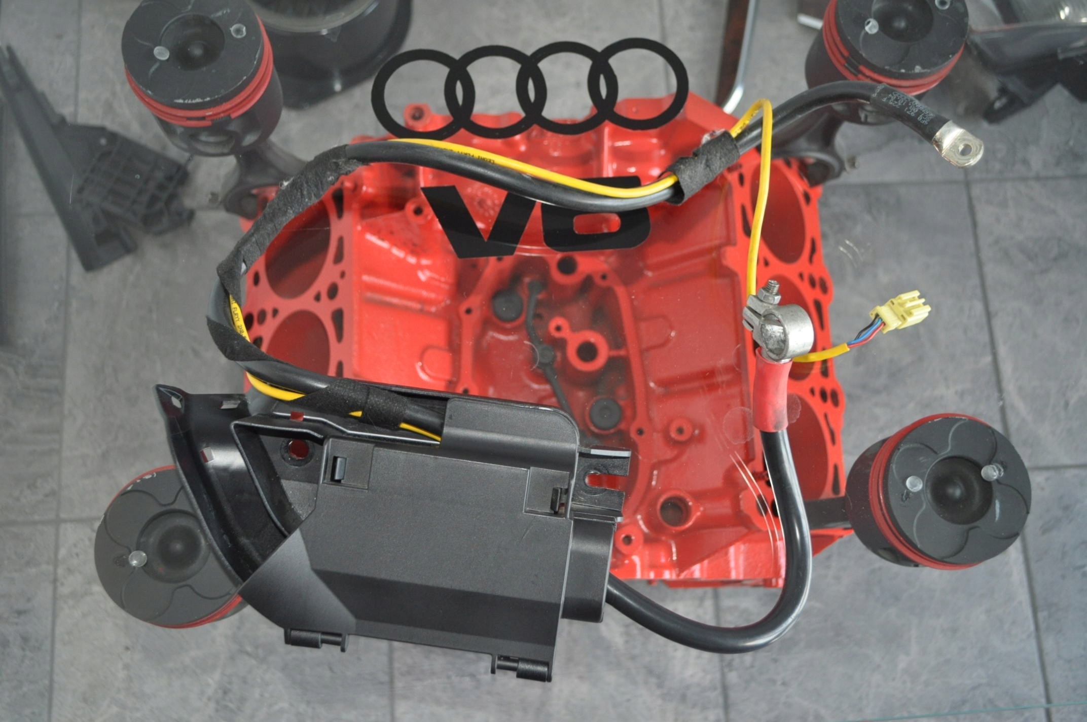 4F0971845B - Клема плюс аккумулятор 4F0971812A AUDI S6 A6 C6