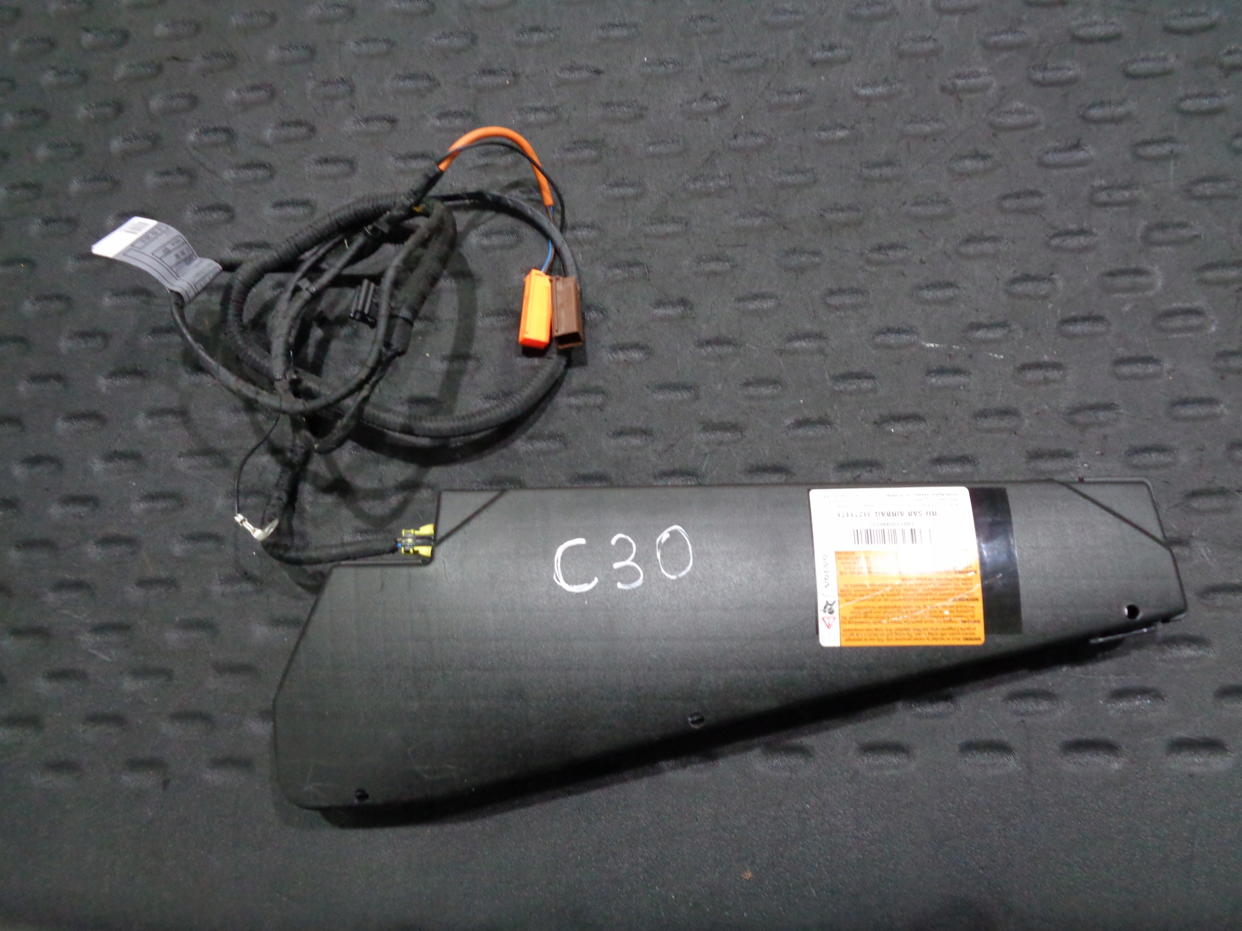 PODUSZKA FOTELA AIBAG 31271171 VOLVO C30 LIFT V50 S40 II