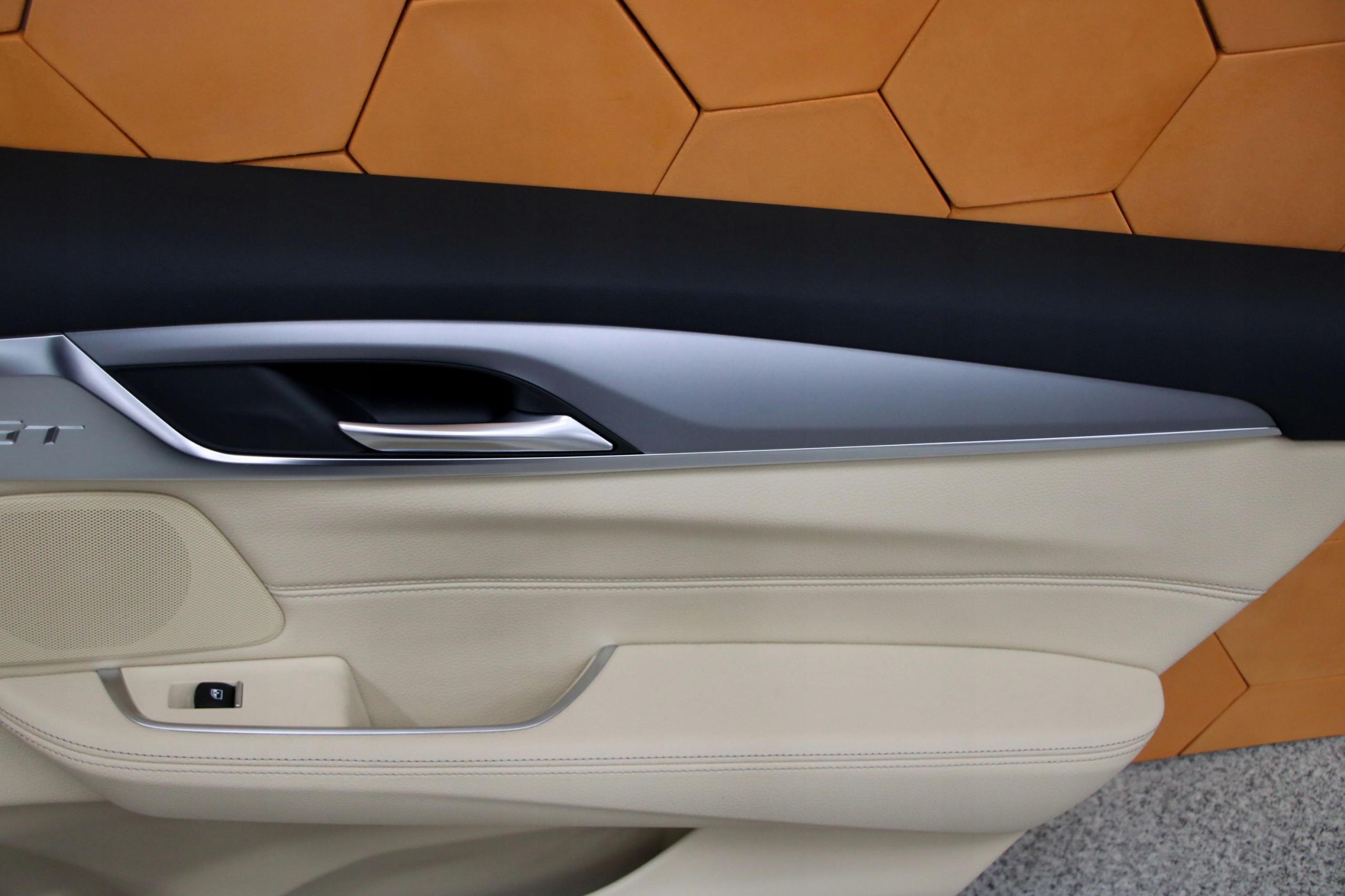 BMW 6 G32 GT side upholstery door right rear part