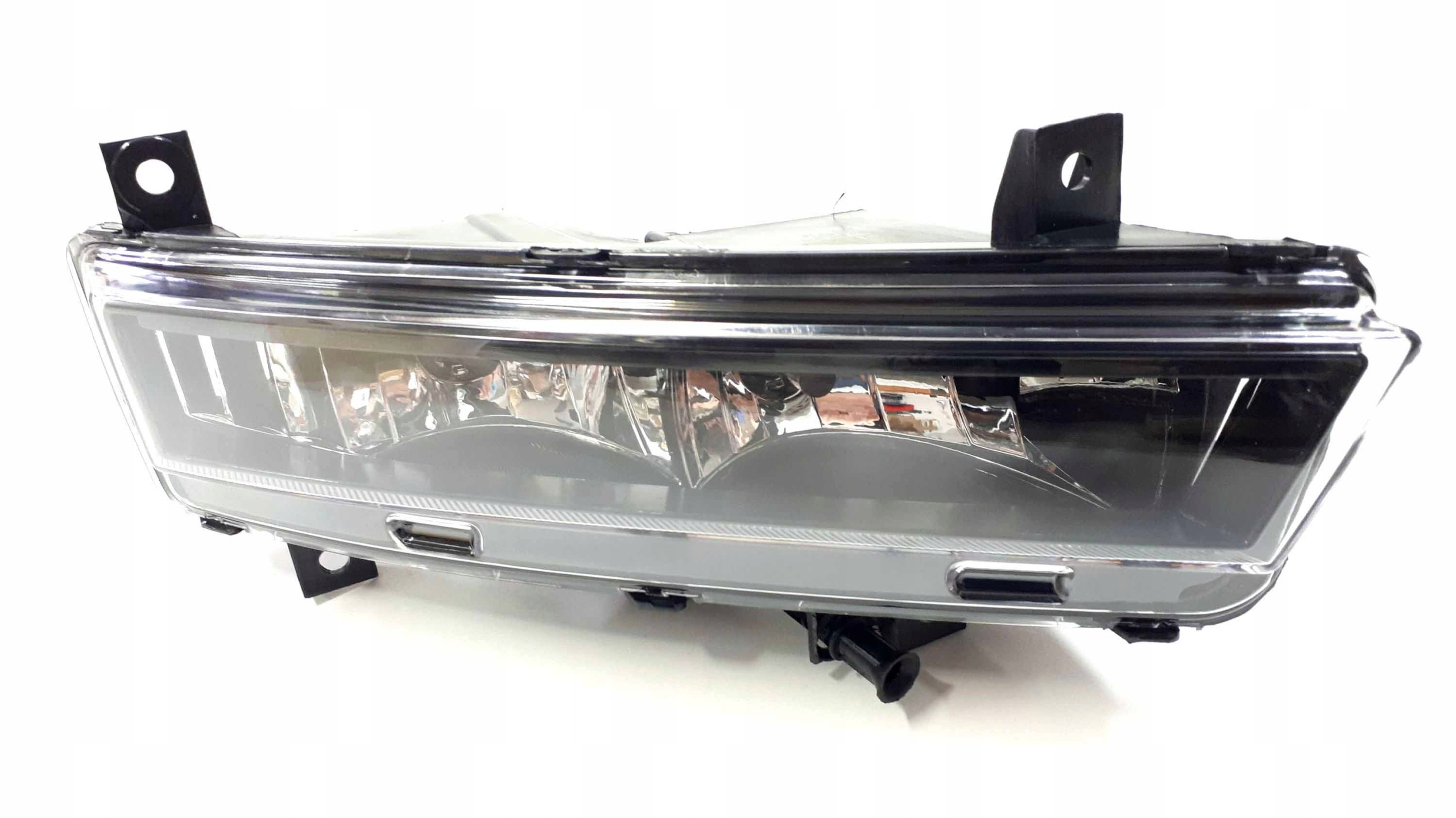 ГАЛОГЕННАЯ ФАРА SKODA OCTAVIA P 13-17 5E0941702A