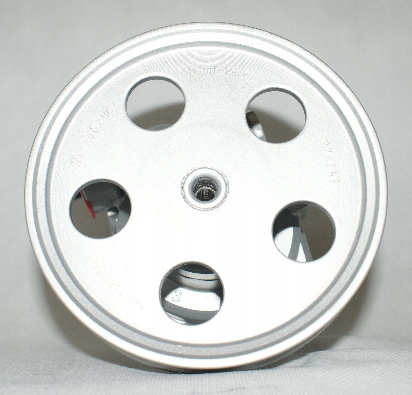 POMPA WSPOMAGANIA AUDI A4 A5 2.0 TFSI 8K0145153F