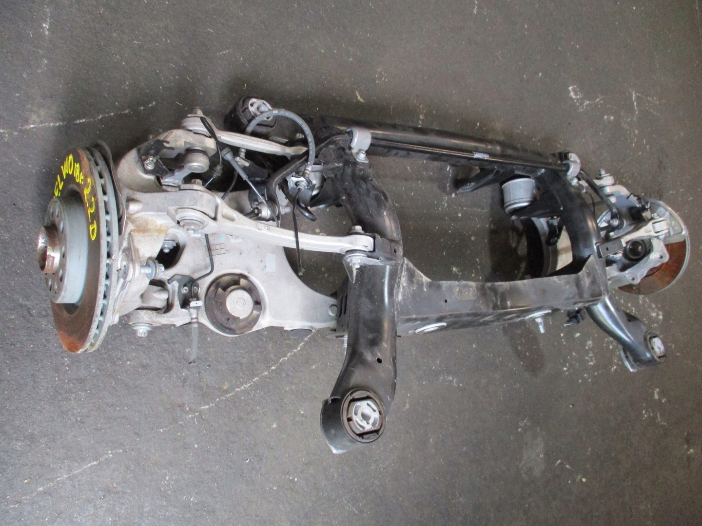 Zawieszenie tylne tył ALFA ROMEO STELVIO 2,2D 18R Typ samochodu Samochody osobowe