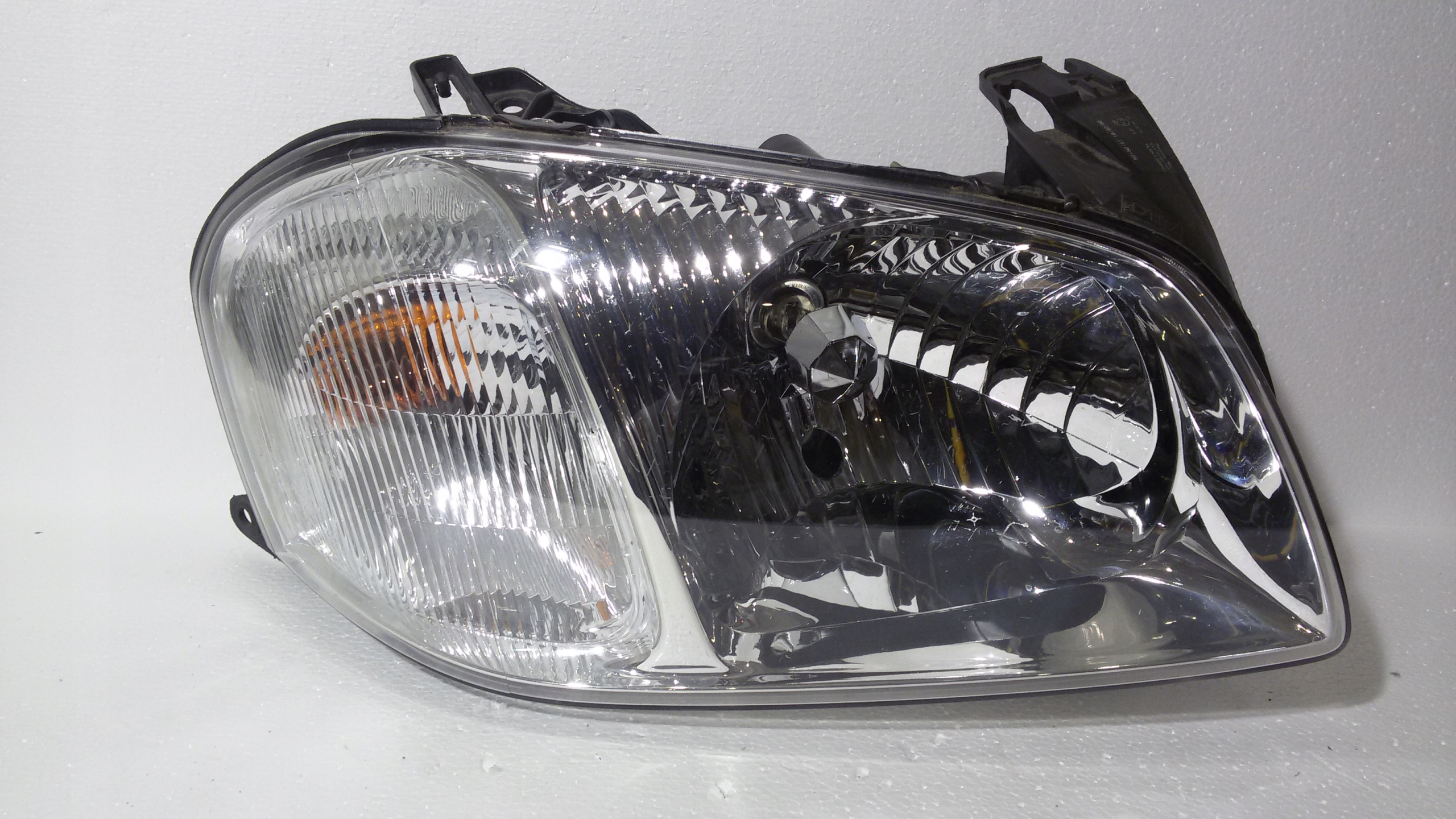 мазда трибьют подсветка салона лампочки. задняя левая фара мазда трибьют 2005 алиэкспрес. лампочки ближнего и дальнего света мазда 3. мазда трибьют лампы. Mazda tribute 2003.