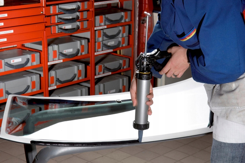 WURTH KLEJ DO SZYB SAMOCHODOWYCH CZARNY DO AUTA CLASSIC PLUS 310ML Producent Wurth