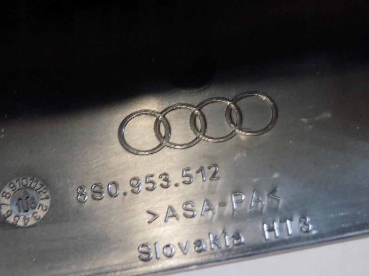 AUDI TT 8S Blende Abdeckung der Lenksäule des Lenkrads 8S0953512