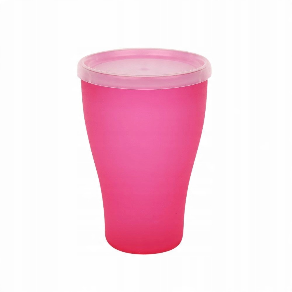 

Kubek plastikowy do gorącego z pokrywką róż 0,5 L