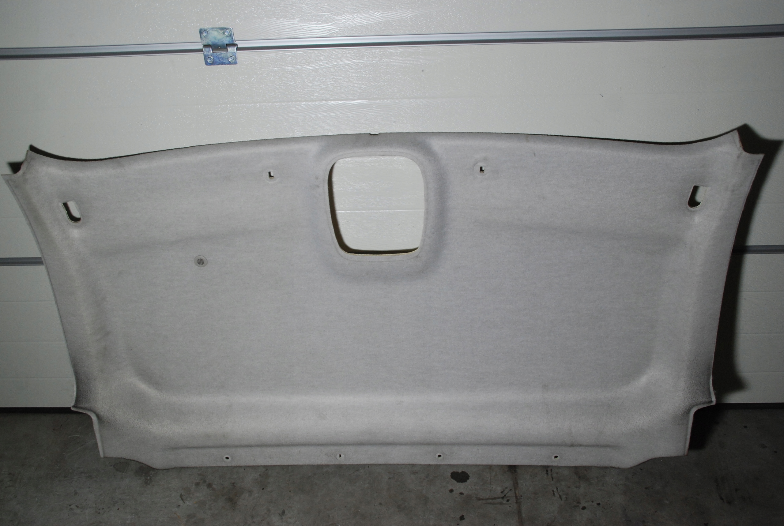 PODSUFITKA RENAULT TRAFIC,VIVARO III 2014- Typ samochodu Samochody dostawcze