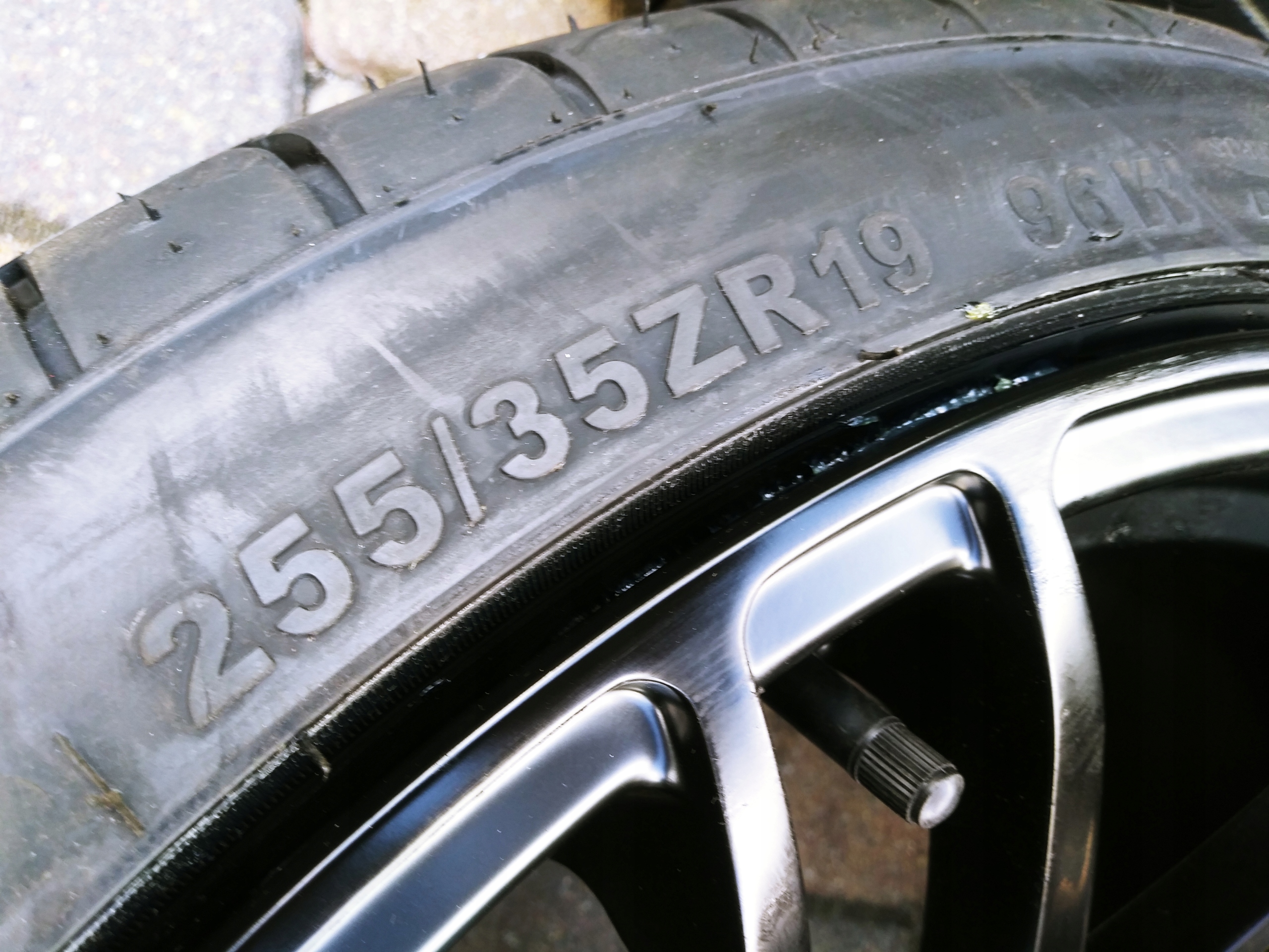 KOŁA Varstoen Ssa04 19" KOMPLET BMW E60 E39 Otwór centralny (mm) 74,1