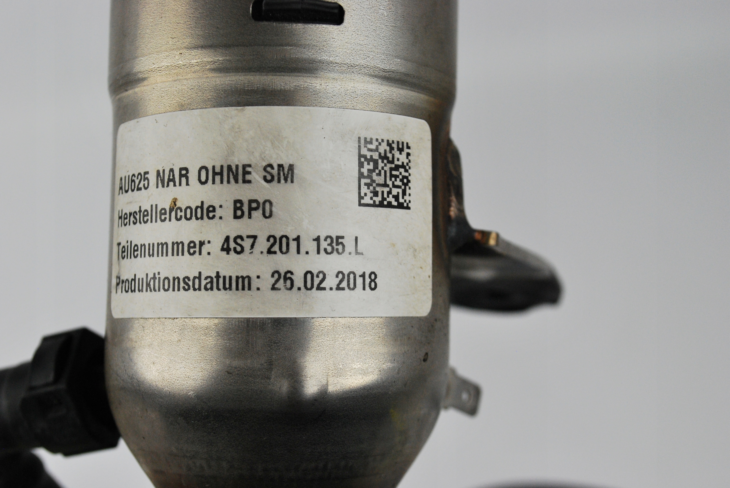 Kanal wlewowy paliwa Audi R8 Spyder 4S7201135L Producent czesci Audi OE