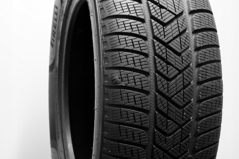 1Z 235 65R18 Pirelli Scorpion Winter 110H 2618 7 5 Mark Pirelli