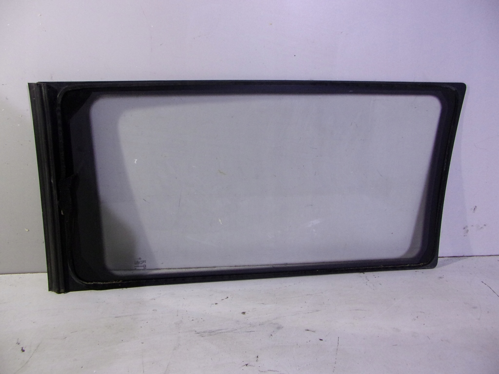 Mercedes Vito W639 window bodywork left